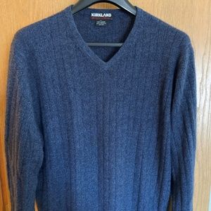 KIRKLAND MENS 100% CASHMERE V-NECK SWEATER, MINT!